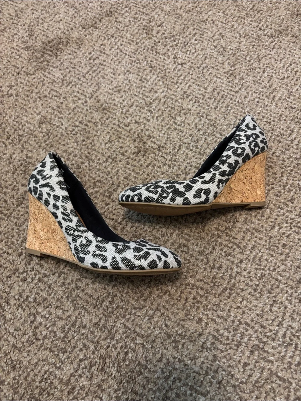 Sociology Women's Leopard-Print Round Toe Wedges 7.5